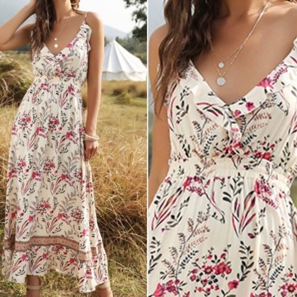 Floral Print Bohemian Maxi Dress - Picture 3 of 6